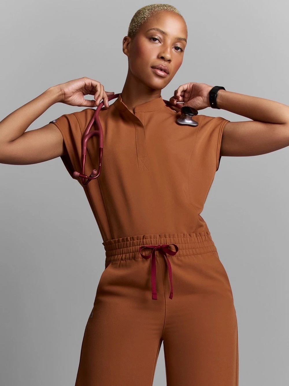 FIGS Rafaela Brief ScrubBodysuit™ in Cognac – Size Small